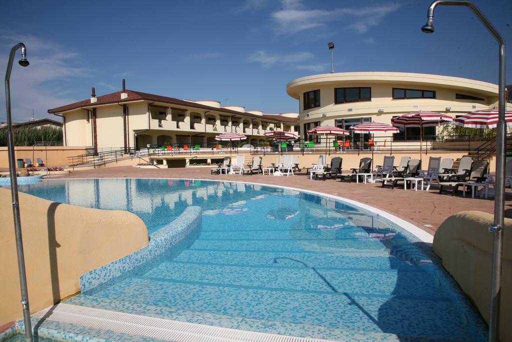 Hotel Resort Lido Degli Aranci Vibo Valentia Eksteriør bilde