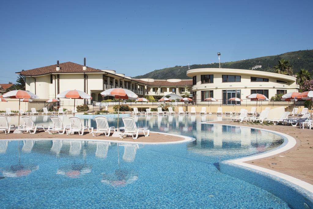 Hotel Resort Lido Degli Aranci Vibo Valentia Eksteriør bilde