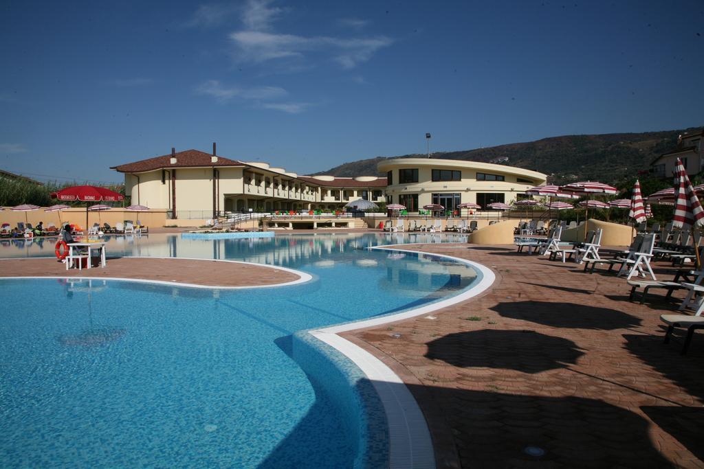 Hotel Resort Lido Degli Aranci Vibo Valentia Eksteriør bilde