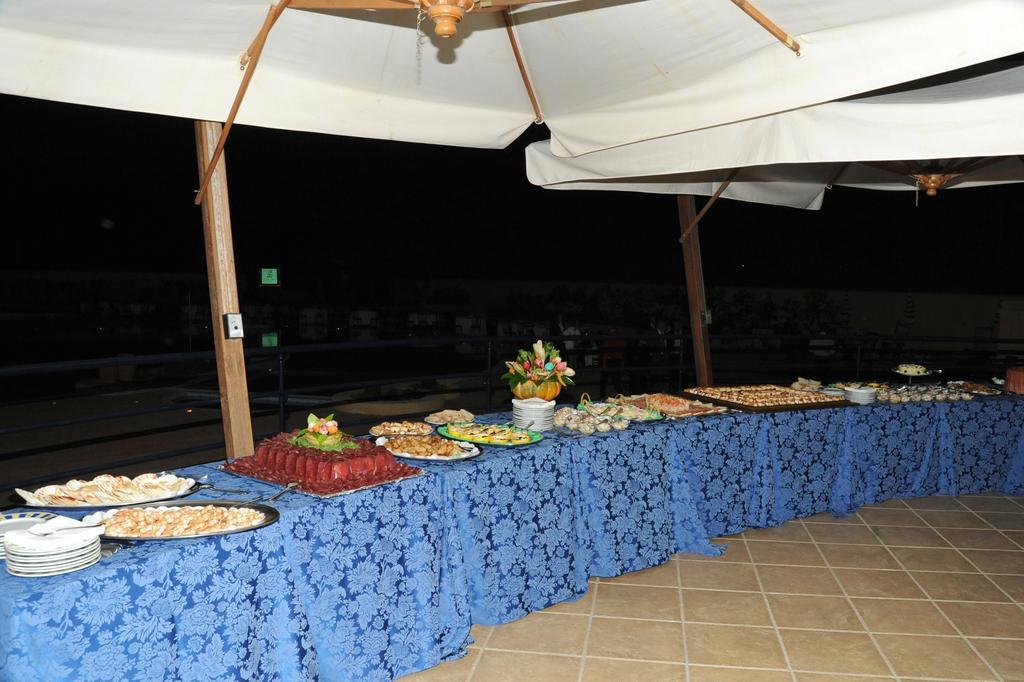 Hotel Resort Lido Degli Aranci Vibo Valentia Eksteriør bilde