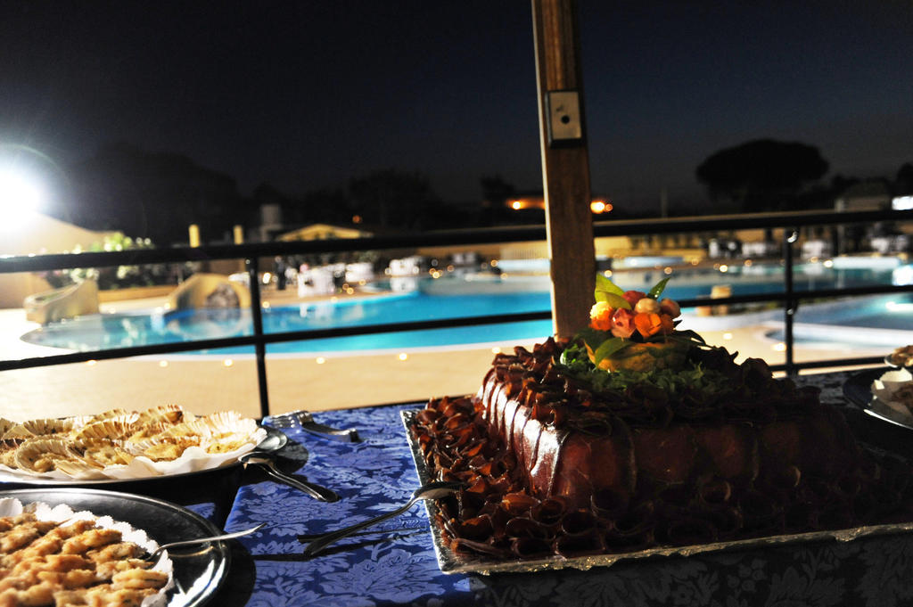Hotel Resort Lido Degli Aranci Vibo Valentia Eksteriør bilde