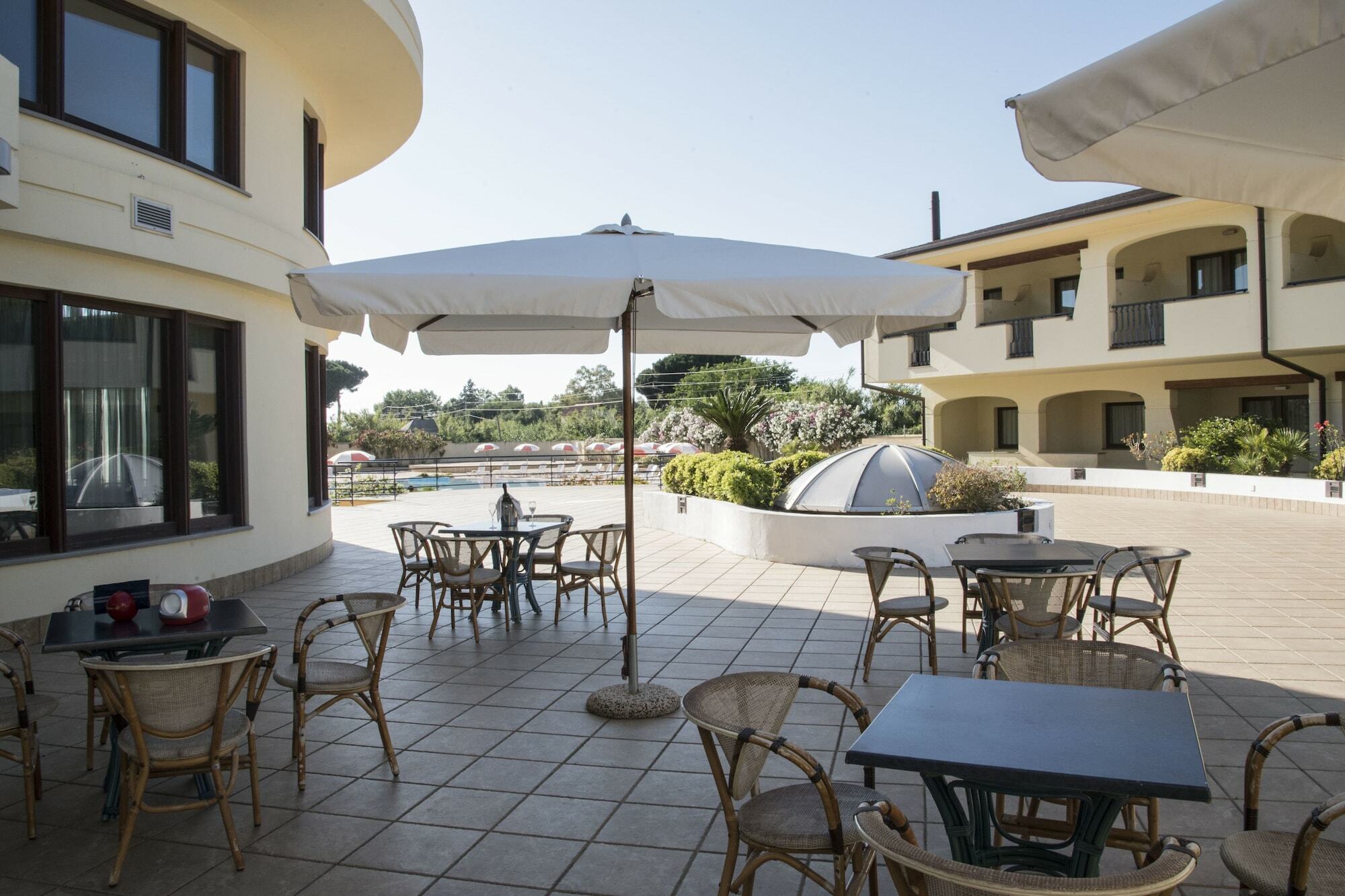 Hotel Resort Lido Degli Aranci Vibo Valentia Eksteriør bilde